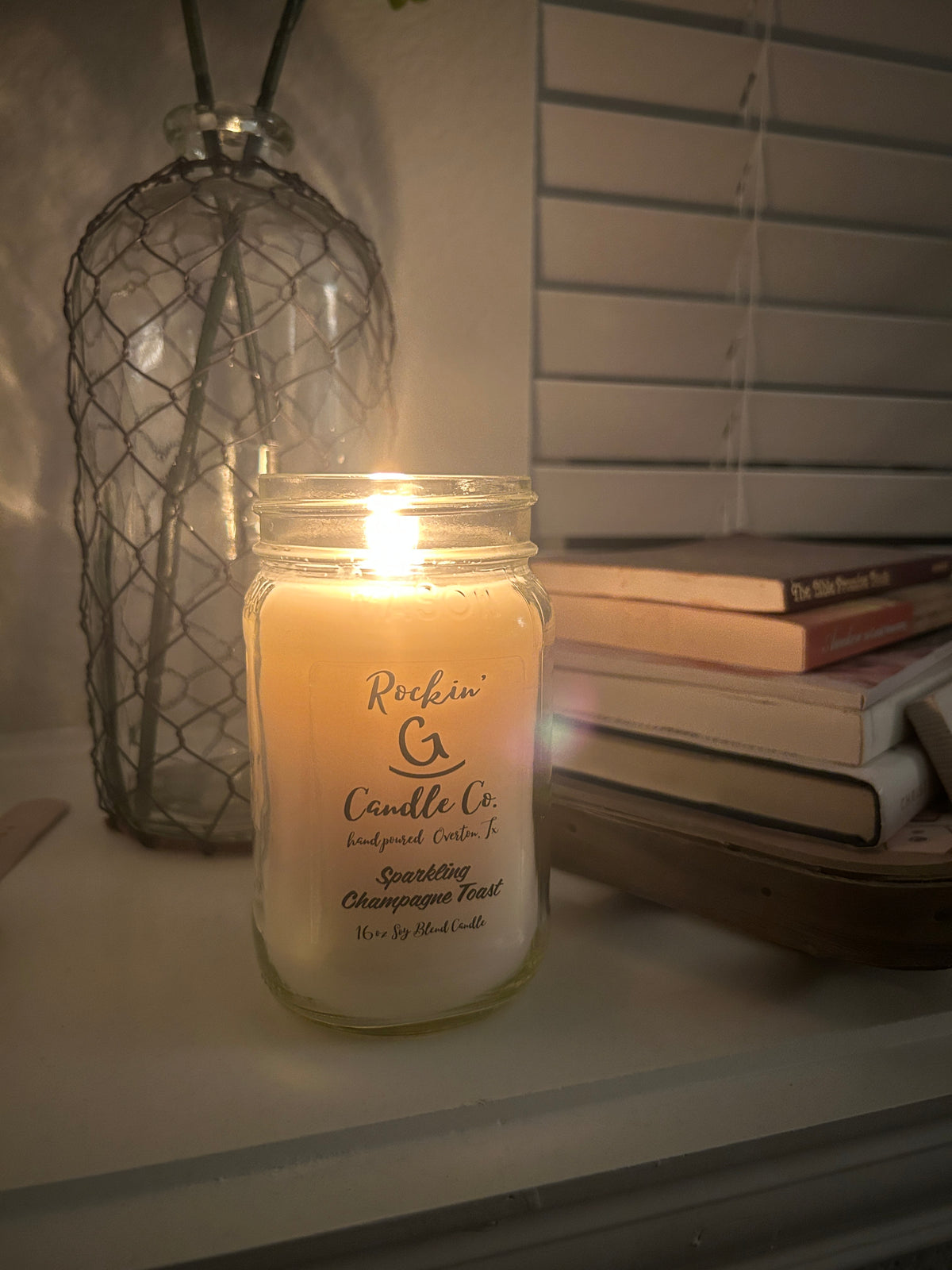 Farmhouse Candle (16oz)